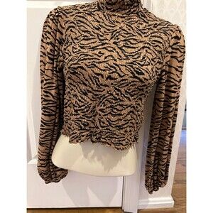 Zebra Print LS Top - M